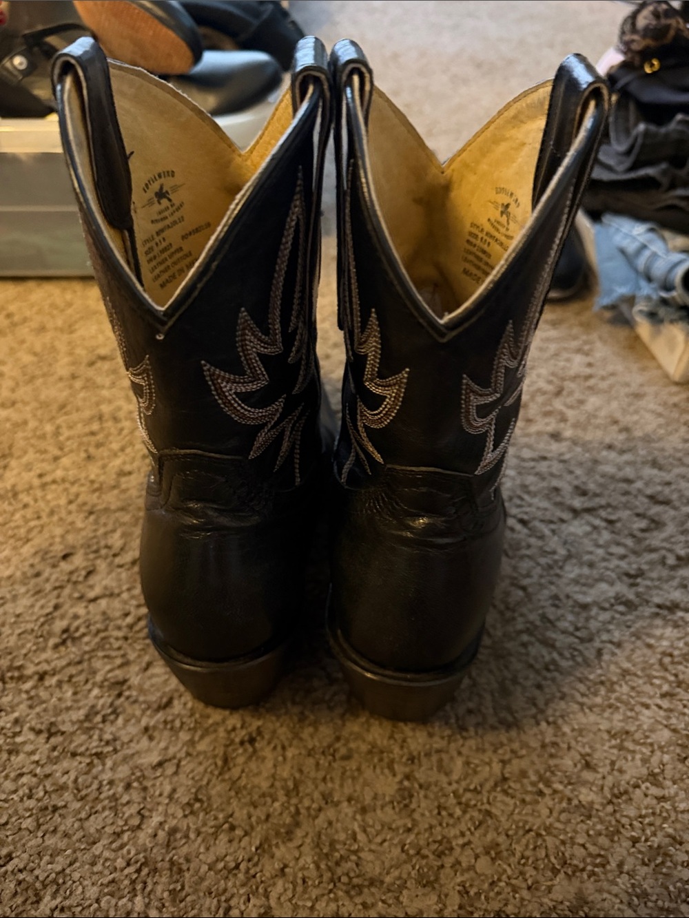 Idyllwind Black Western Embroidered Ankle Boots - Picture 4 of 7
